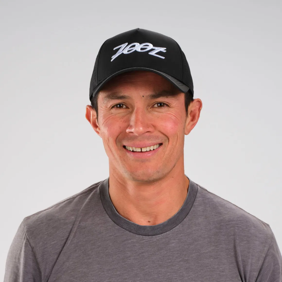 Unisex Tech Curved Bill Hat - Black