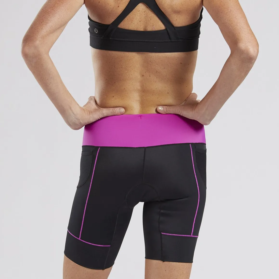 Womens Core+ Tri 8" Short - Razz