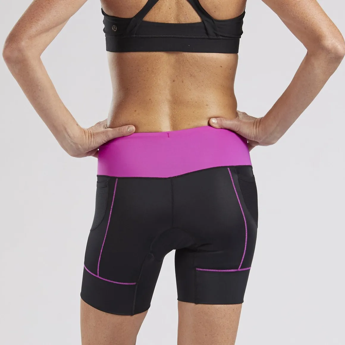 Womens Core+ Tri 6" Short - Razz