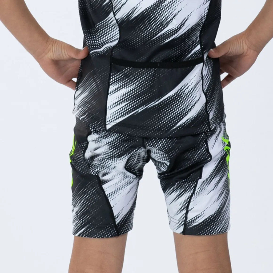 Youth Ltd Tri Protégé Short - DriftSPEED